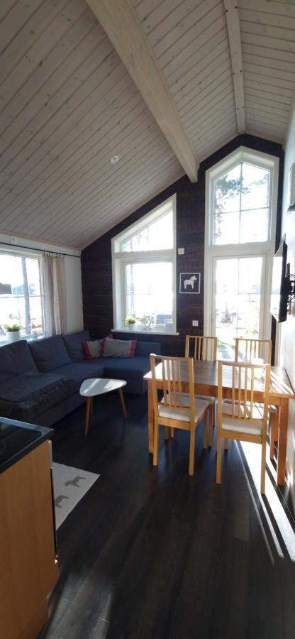 Lakeside Log Cabin Fraemby Udde Falun Dış mekan fotoğraf
